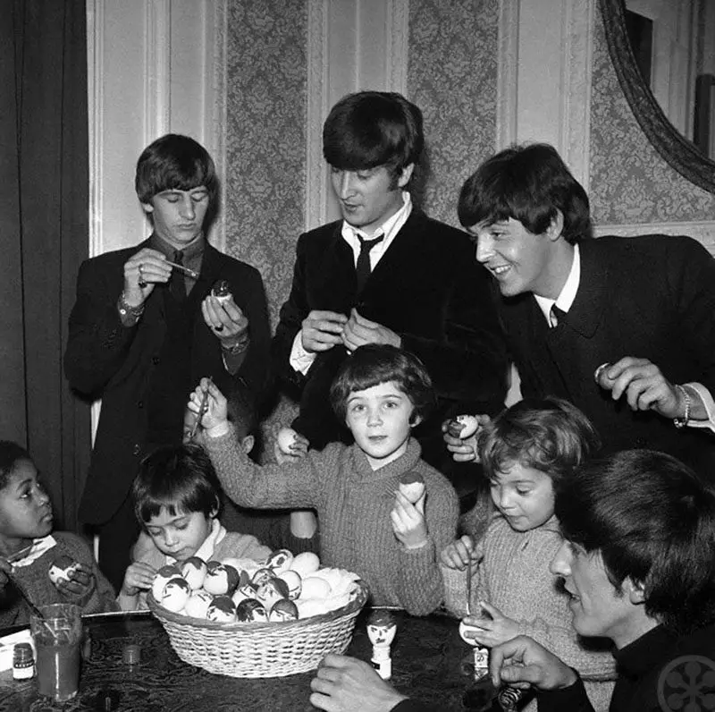 The Beatles dying Easter Eggs, 1964 London, England, UK Image by © AP/Corbis