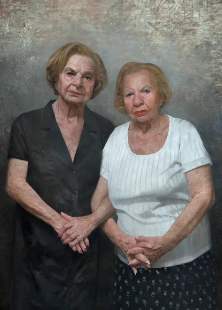 Portraits of Holocaust Survivors : The Edut Project