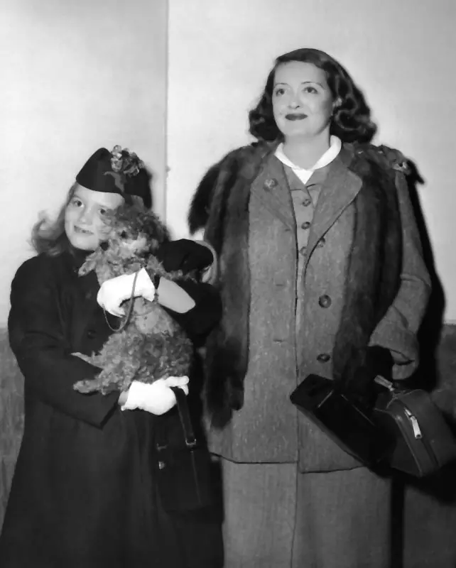 bette davis with daughter