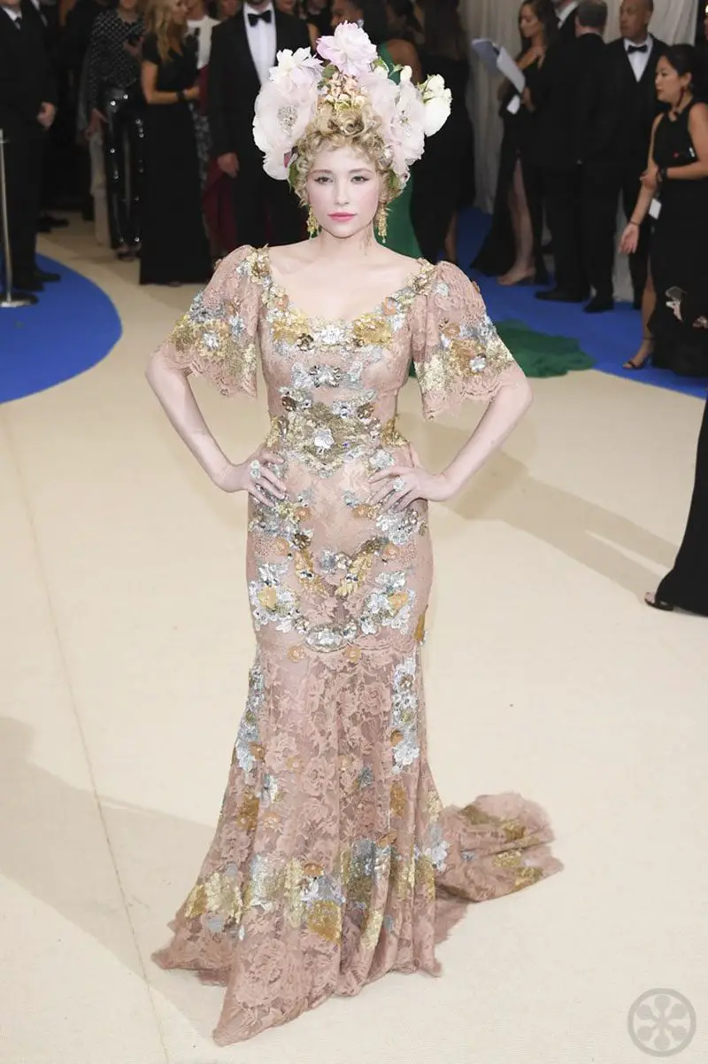 Haley Bennett in Dolce &amp; Gabbana Alta Moda