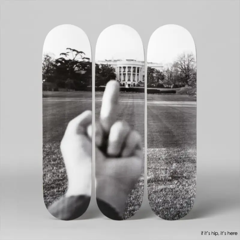 ai wei wei flipping off white house