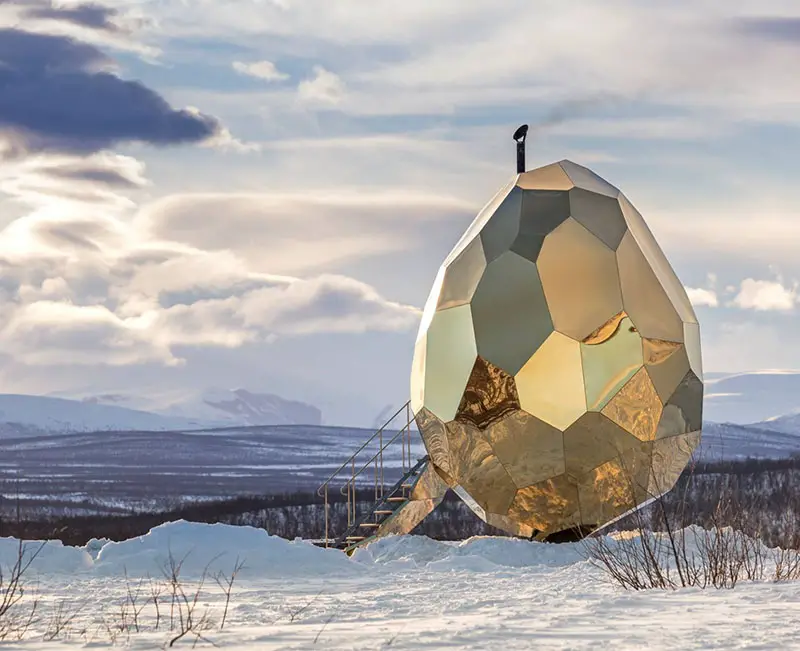 Read more about the article Bigert & Bergström Egg-Shaped Solar Sauna