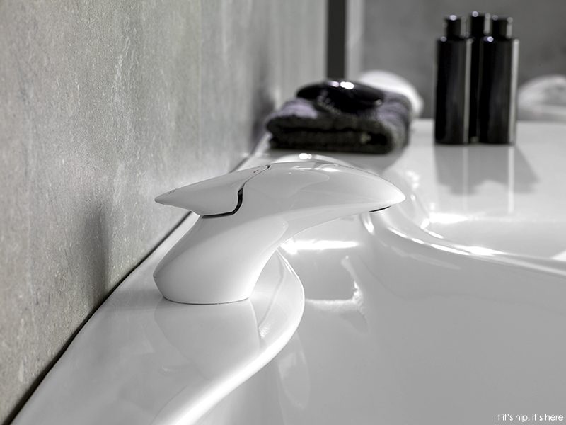 bathroom fixtures