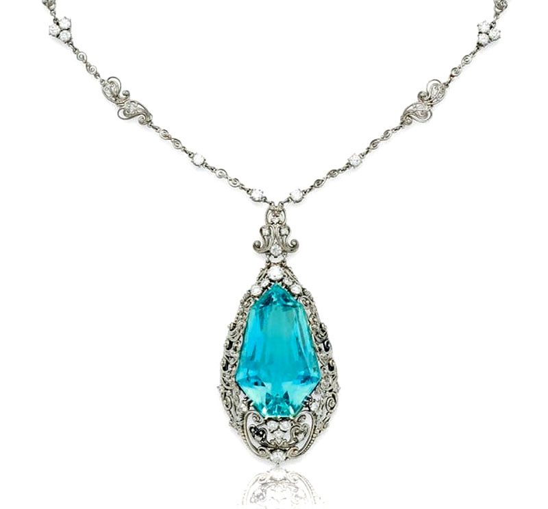 Aquamarine and diamond necklace and pendant in platinum by Louis Comfort Tiffany