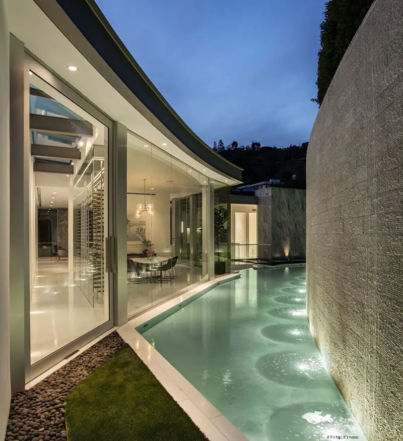 modern luxury homes for sale