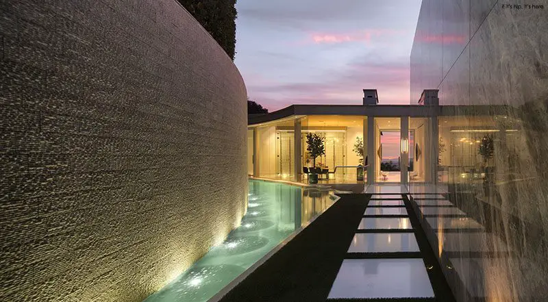 Luxury homes in Los Angeles