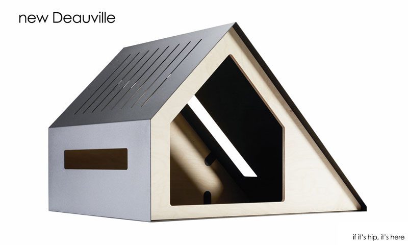 Bad Marlon deauville dog house