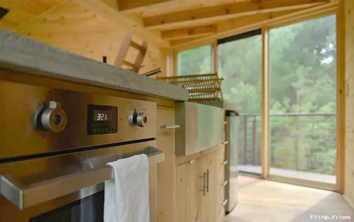 Antony Gibbon Treehouse kitchen details