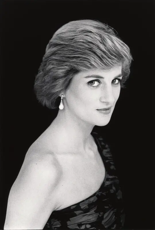 princess-diana-portrait-today-