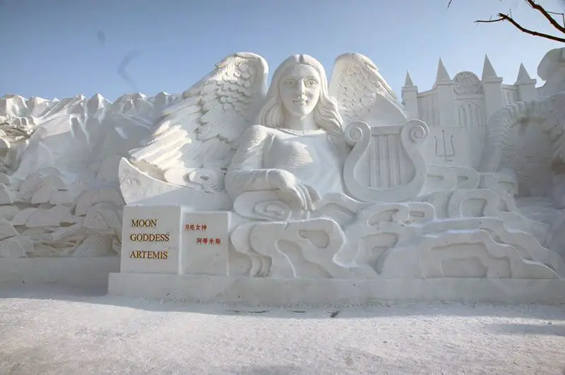 snow sculptures
