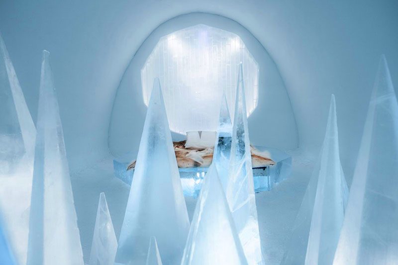 White Desert suite icehotel