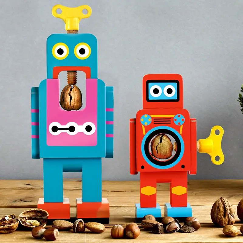 robot nutcrackers