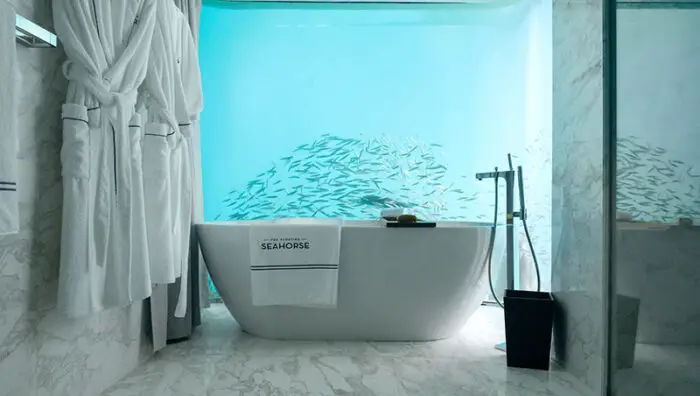 seahorse villa bathroom