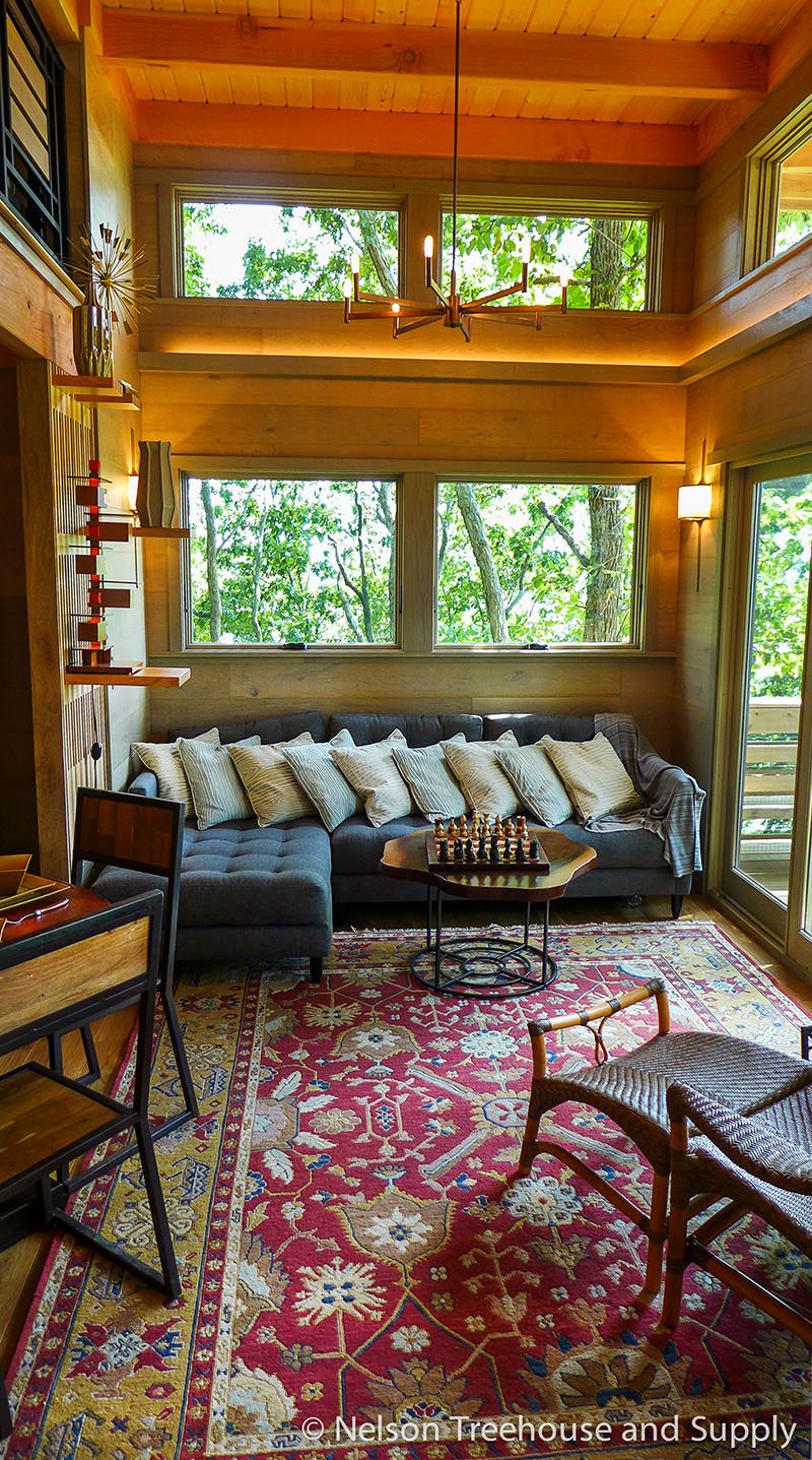 Frank Lloyd Wright-Inspired Treehouse