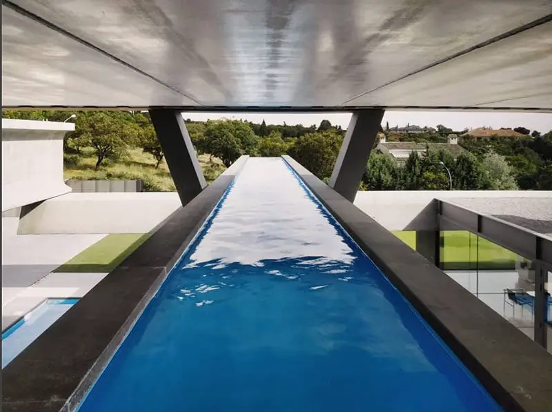 cantilevered pool