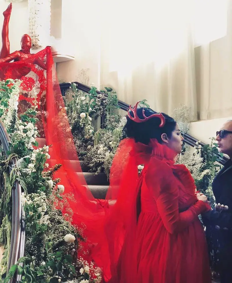 kat von d red veil wedding gown