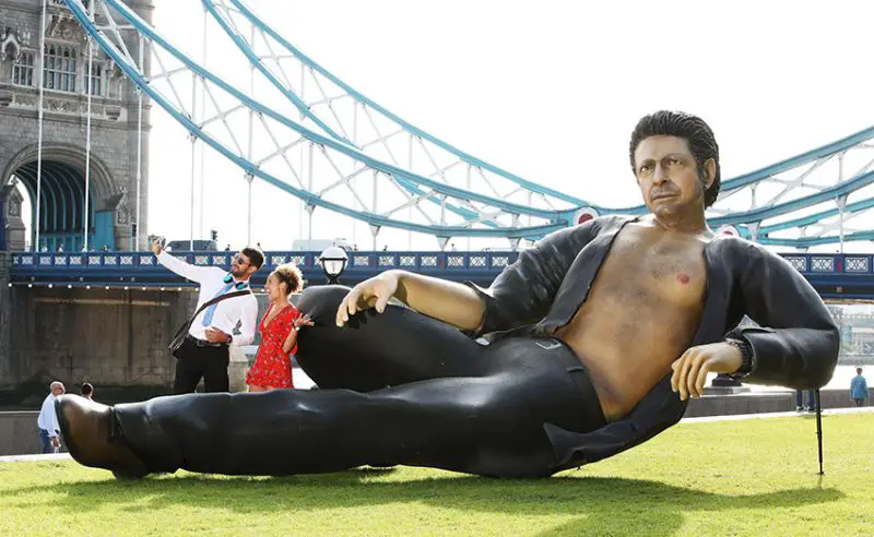 giant inflatable jeff goldblum