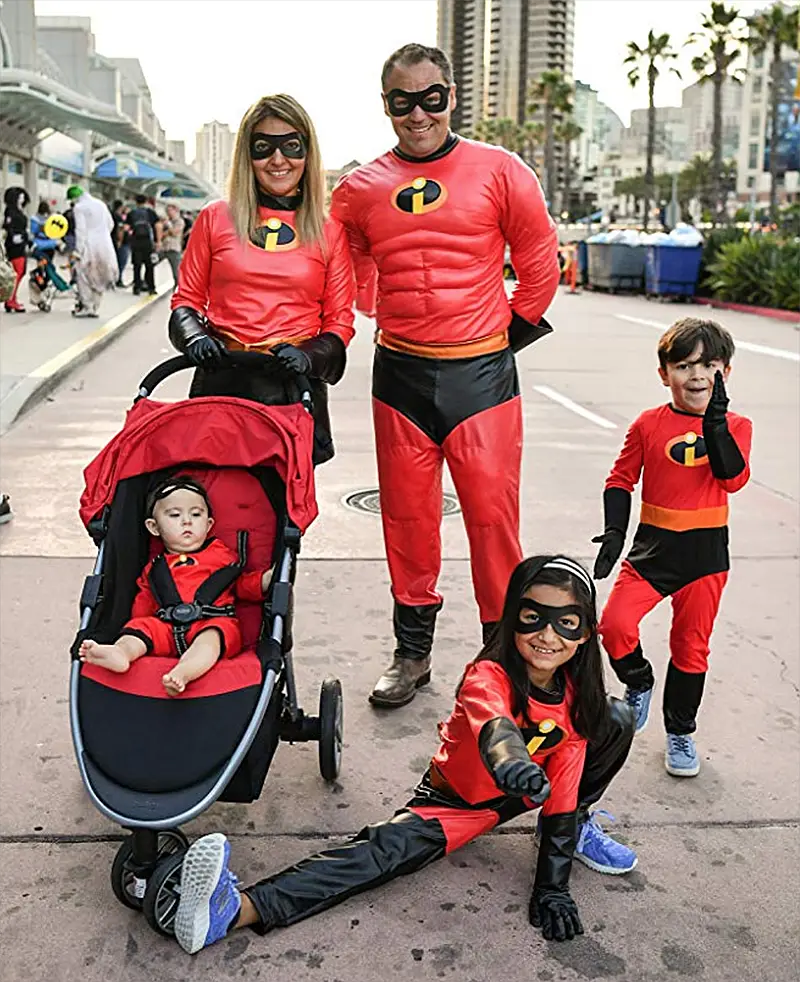the invisibles cosplay family