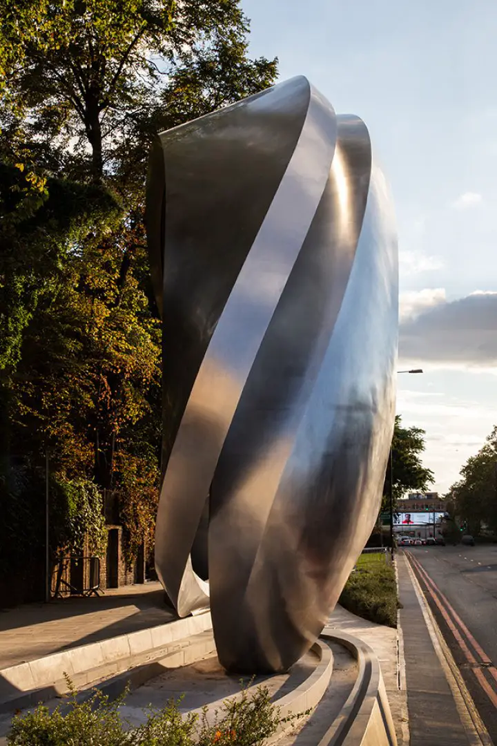 sculptural billboard zaha hadid