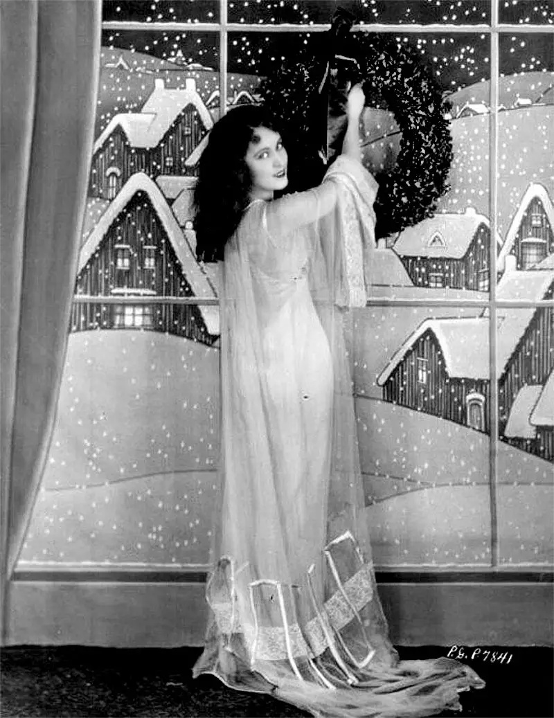 Vintage Hollywood Christmas Pics Fay Wray