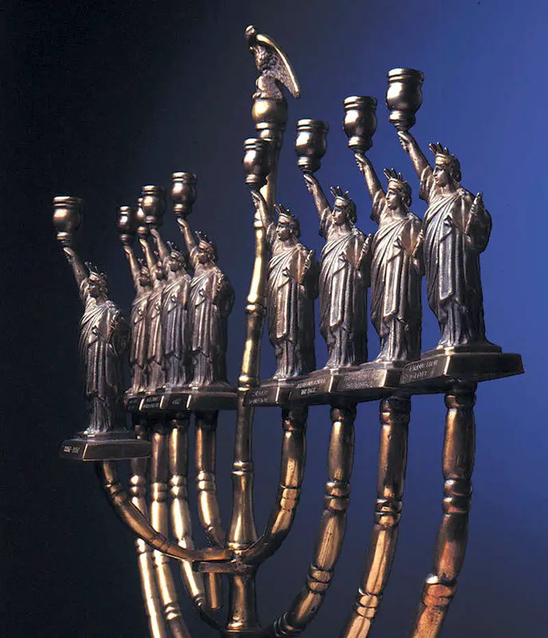 statue of liberty menorah