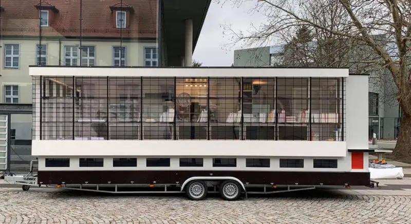 bauhaus bus