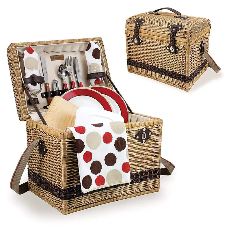 picnic baskets