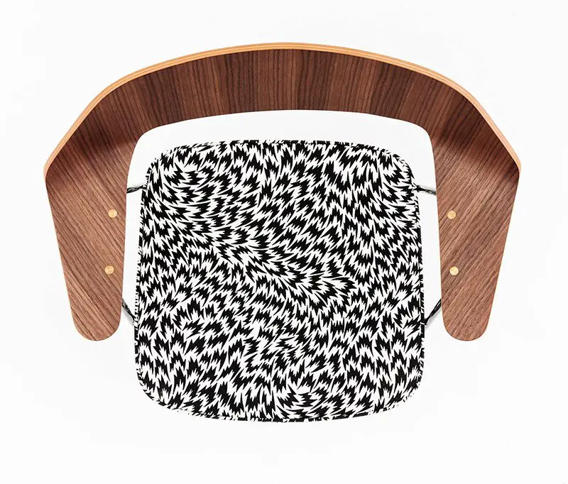 Eley Kishimoto 675 chair