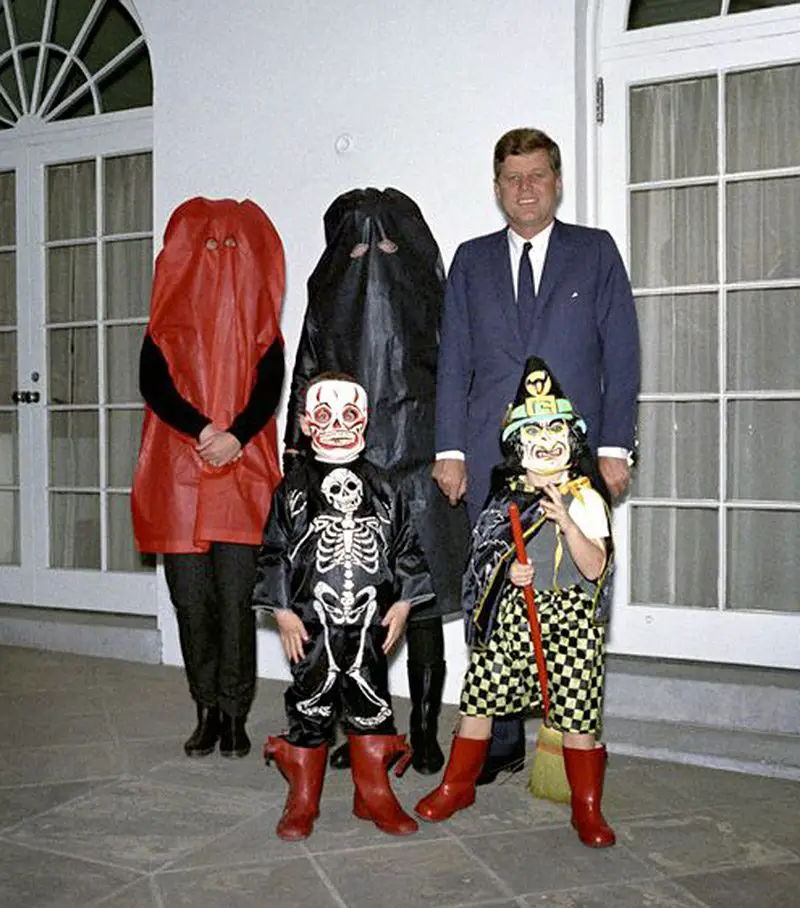 Jackie Kennedy's Black ghost halloween costume