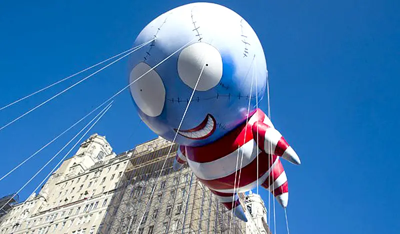 tim burton thanksgiving float