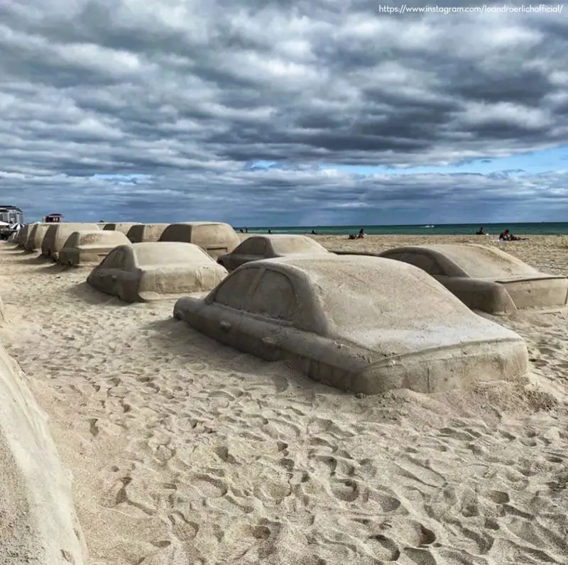 leandro erlich Order of Importance Sand Sculpture