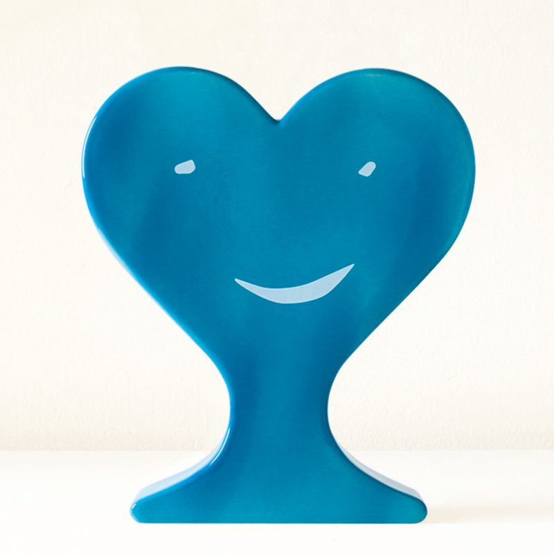 Jordi Torres smile heart vase