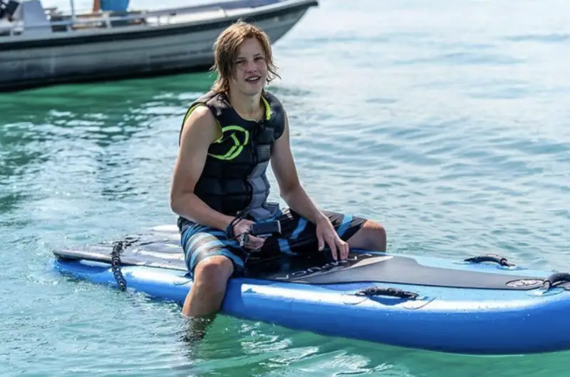 inflatable surfboard