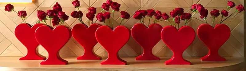 heart shaped vases