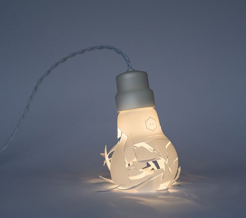 Read more about the article Breaking Bulbs Are 3D Printed Lamps That Appear Smashed.