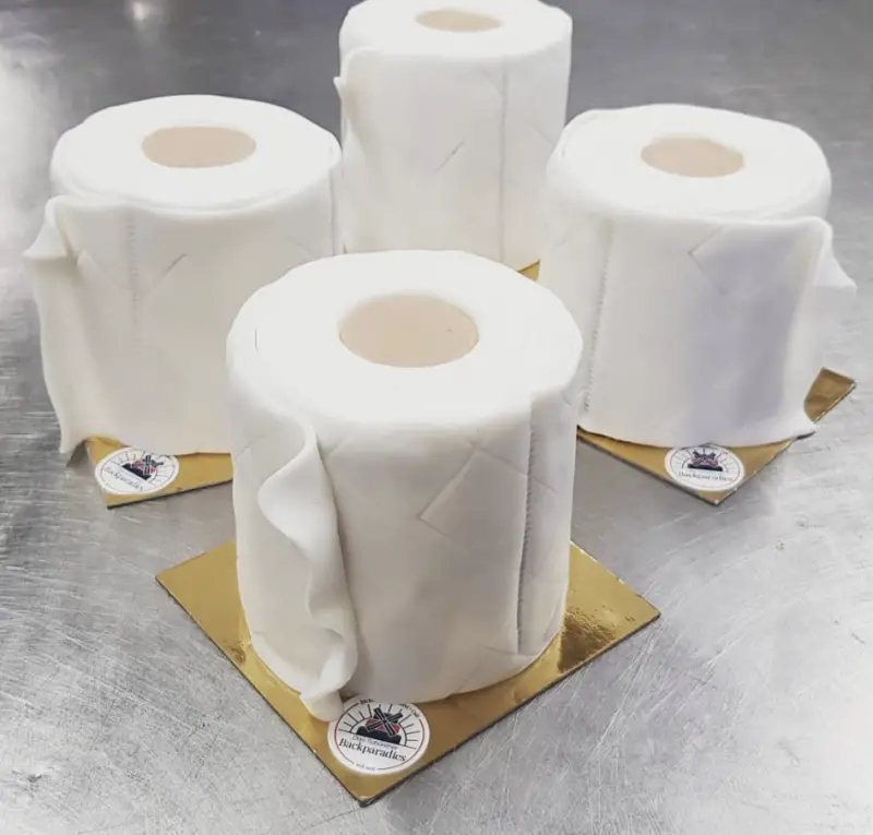 german toilet paper cakes