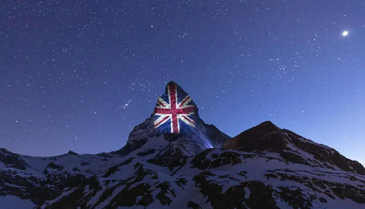 zermatt matterhorn light projection