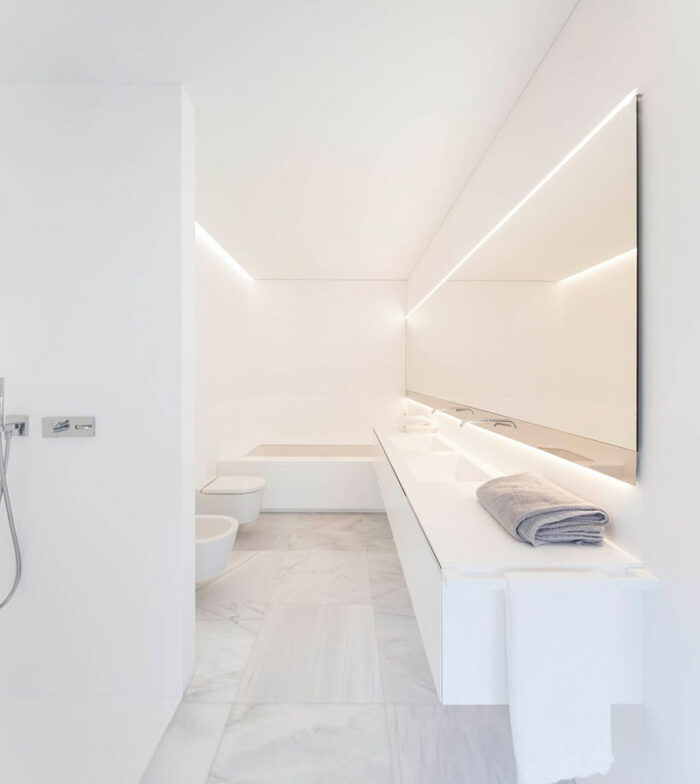modern white bathroom