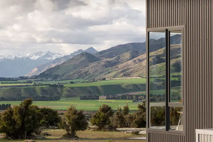 wanaka wedge house exterior 9 IIHIH