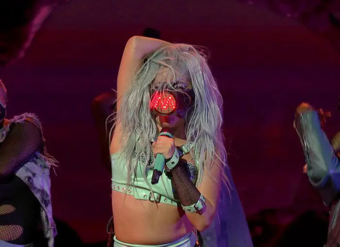 smooth technology LED mask for Lady gaga