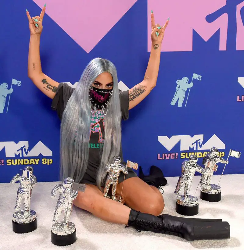 lady gaga vma trophies