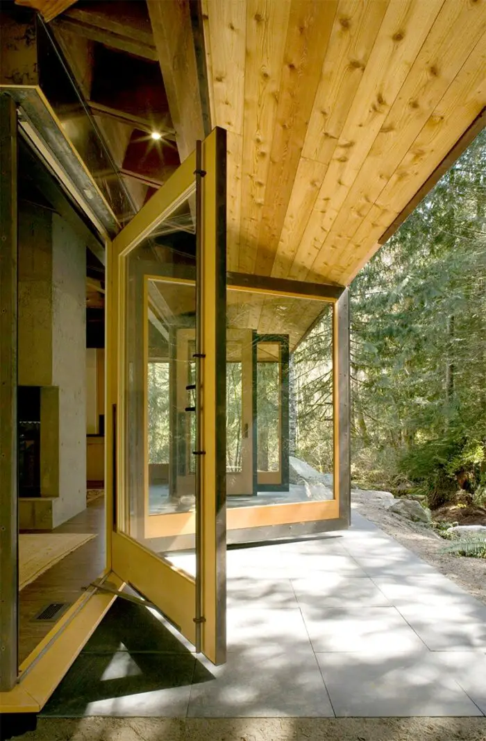 pivot doors olson kundig cabin