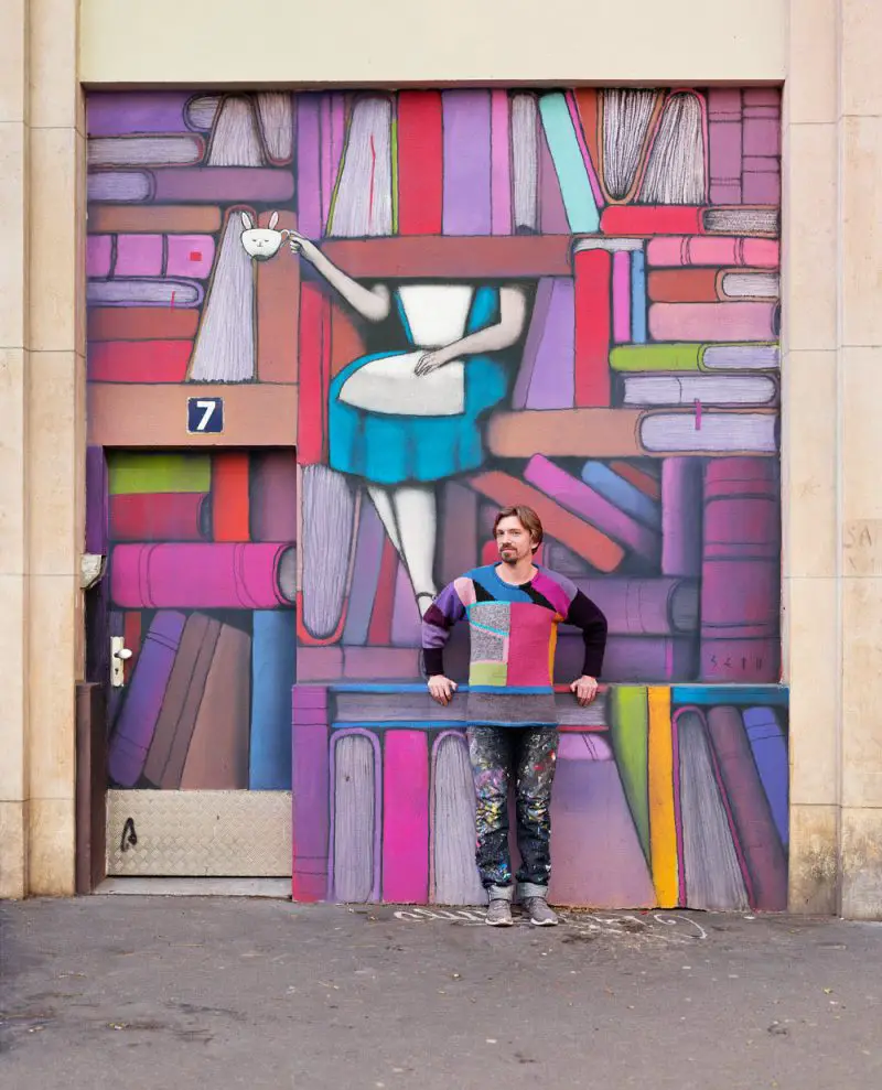 sweater Collaboration with street artist Seth Globepainter