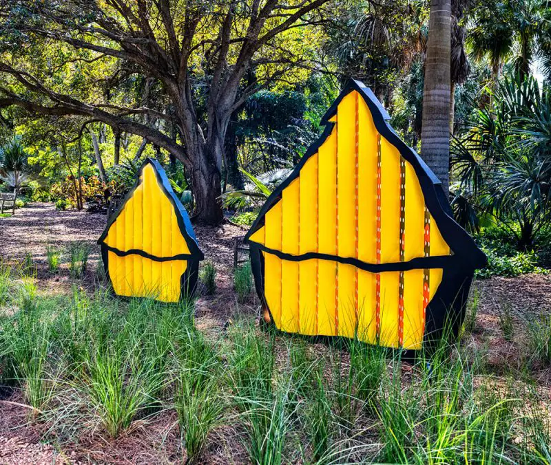 lichtenstein monet haystacks