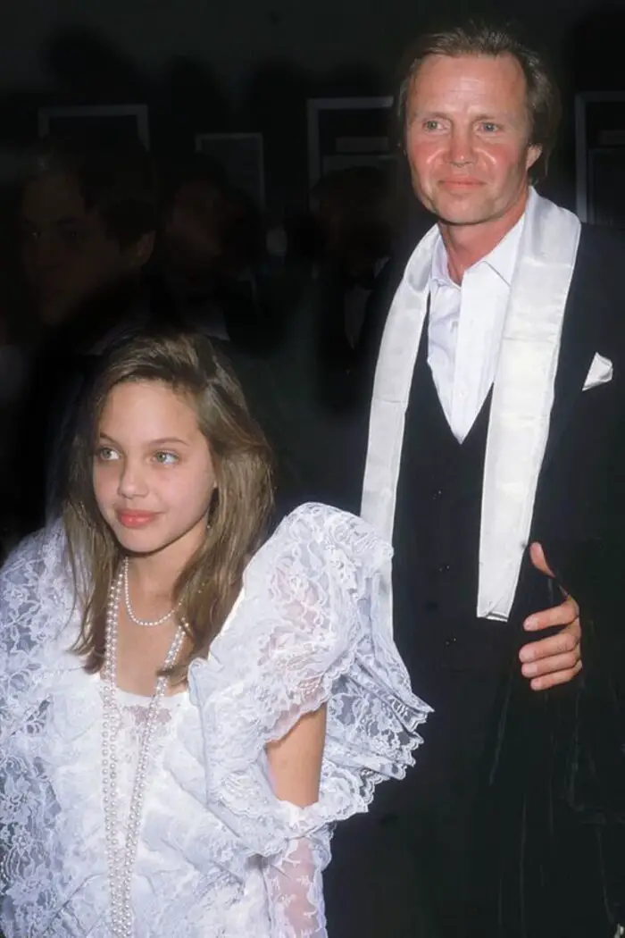 Ten year old Angelina attends an awards show with actor / father Jon Voight