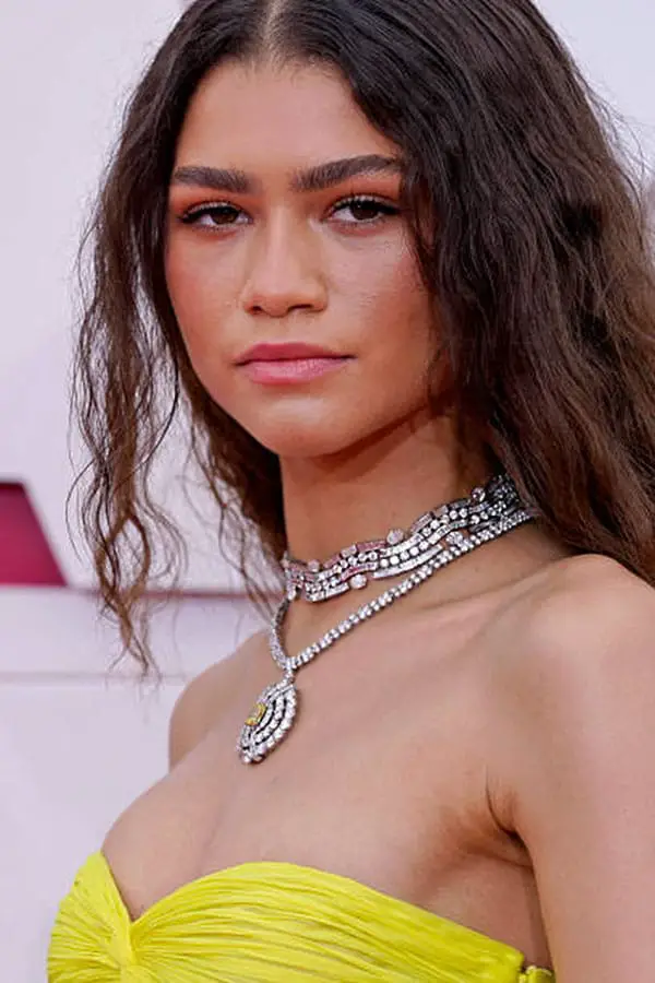 Zendaya Bulgari Jewelry oscars 2021 