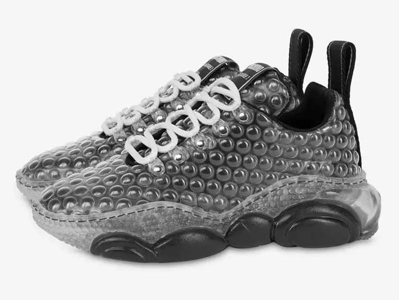 sneakers with bubble bottom