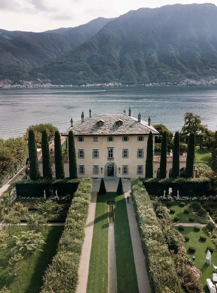 villa on lake como house of gucci