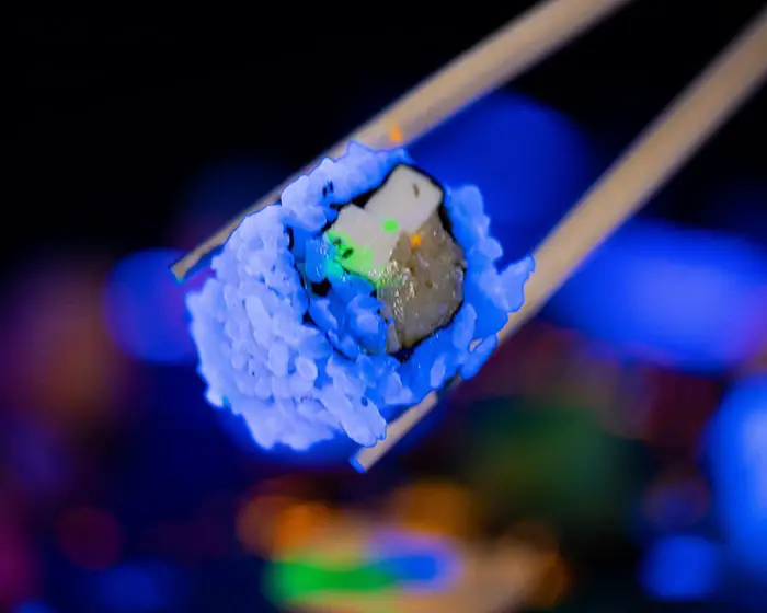 glow in the dark sushi