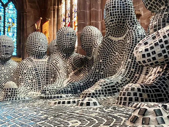 Peter Barnes mosaic of keyboard keys last supper cu chester cathedral